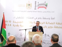 الخليل - رئيس سلطة الطاقة يرعى افتتاح محطتي الصالة الرياضية و&rdquo;دوير بان&rdquo; لتعزيز استقرار التيار الكهربائي في الخليل.