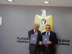 تعاون متجدد بين سلطة الطاقة والموارد الطبيعية ووزارة التربية والتعليم العالي لتعزيز مشاريع الطاقة المتجددة في المدارس الحكومية