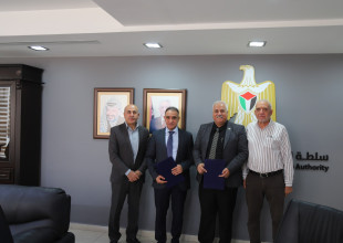 سلطة الطاقة والموارد الطبيعية وجامعة بيرزيت توقعان مذكرة تفاهم لتعزيز العاون المشترك