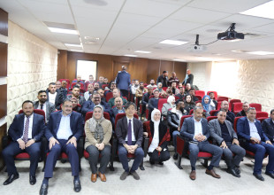 سلطة الطاقة والموارد الطبيعية تحتفل بتخريج 47 متدربا من البرامج التدريبية في قطاع الطاقة .