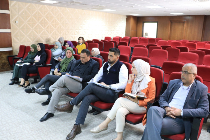 سلطة الطاقة والموارد الطبيعية تستقبل وفداً من الامانة العامة لمجلس الوزراء بشأن اعتماد النموذج الحكومي القياسي لأدلة إجراءات عمل الدوائر الحكومية .