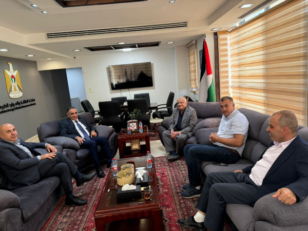 رئيس سلطة الطاقة يلتقي رئيس المجلس الاعلى الابداع والتميز لبحث سبل التعاون المشترك .