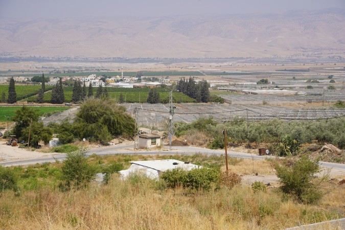 برنامج تنمية المناطق المحاذية للجدار والمناطق ج